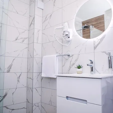 Lena Pool - 13 Апартаменты *